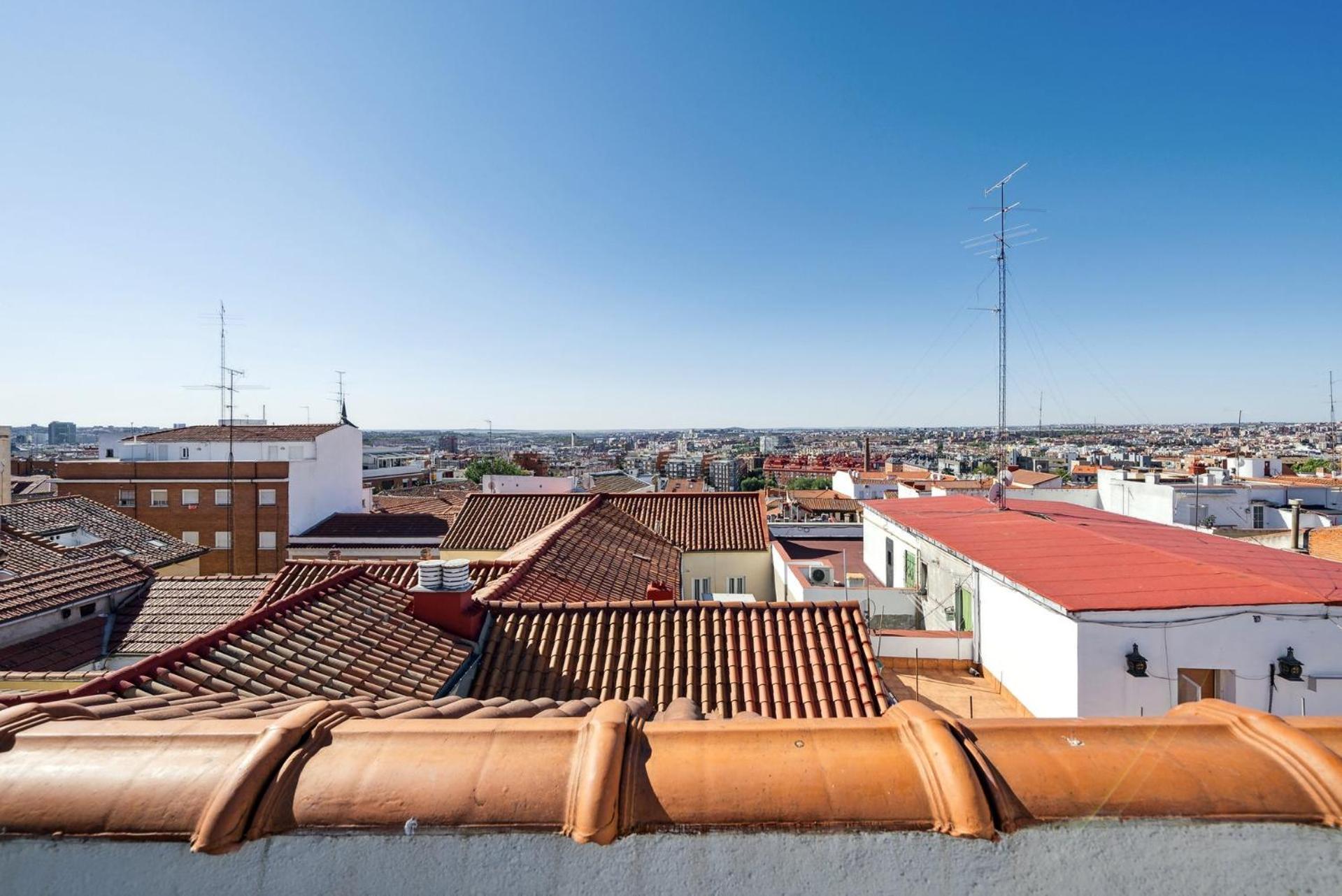 Limehome Madrid Calle De Santa Ana - Estancia Temporal Екстериор снимка