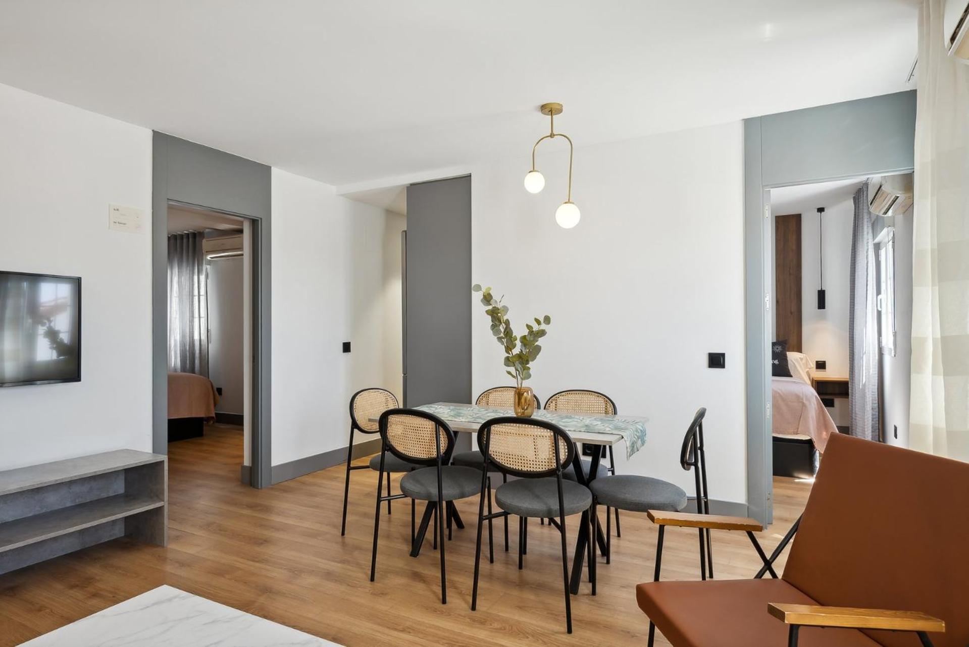 Limehome Madrid Calle De Santa Ana - Estancia Temporal Екстериор снимка